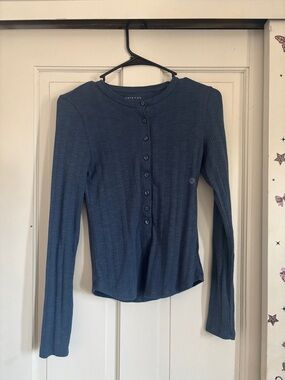 American Eagle Outfitters Ribbed Button-Front Long Sleeve Top in Blue
